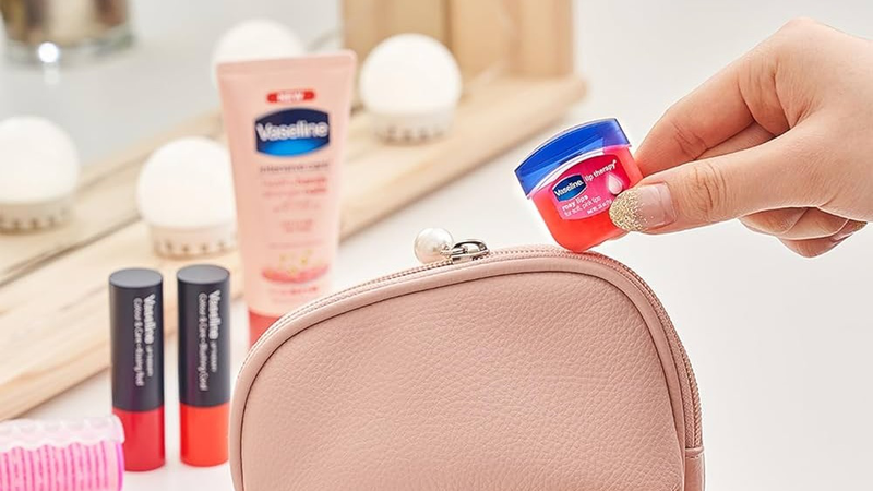 Vaseline hồng hay trắng tốt hơn? Cách sử dụng vaseline hiệu quả 1