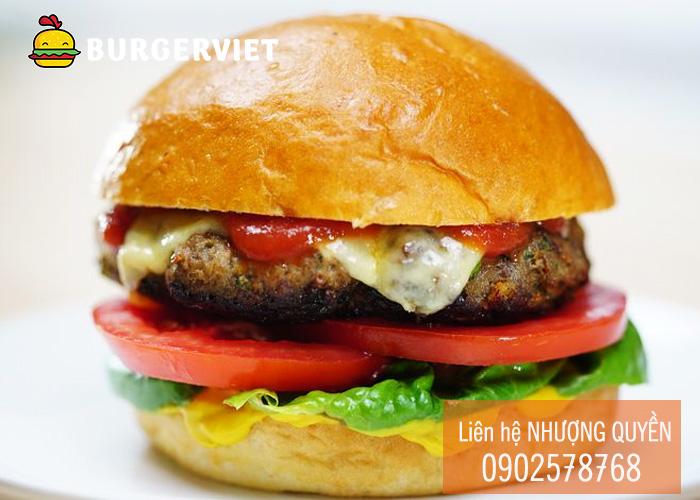 HAMBURGER BÒ MÓN ĂN LÝ TƯỞNG CHO NHỮNG NGÀY BẬN RỘN