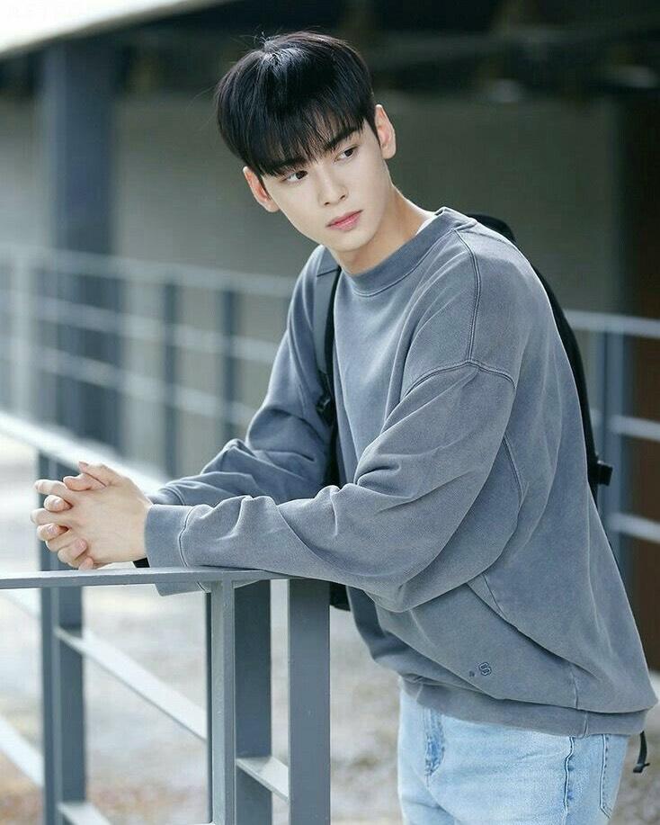 Những kiểu tóc nam đẹp nhất của Cha Eun Woo (ASTRO) tạo nên thương hiệu cá nhân